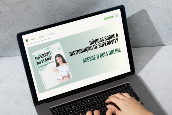 Pessoa na frente de um laptop aberto

Descrição gerada automaticamente